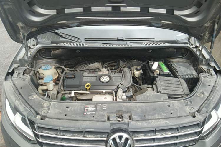 Used Volkswagen Touran 2013 1.4T DSG Comfort Edition 5-Seater Engine Bay