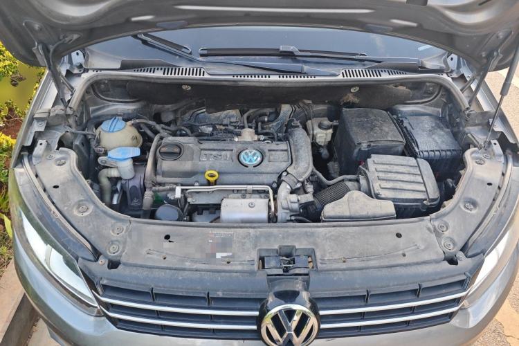 Used Volkswagen Touran 2013 1.4T Manual Fashion Edition 5 Seats Engine Bay