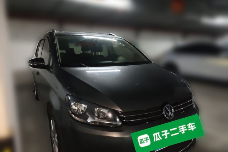 Used Volkswagen Touran 2013 1.4T DSG Comfort Edition 5-Seater Exterior 2