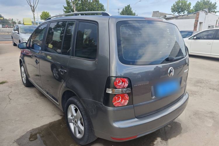 Used Volkswagen Touran 2013 1.4T DSG Comfort Edition 5-Seater Exterior 3