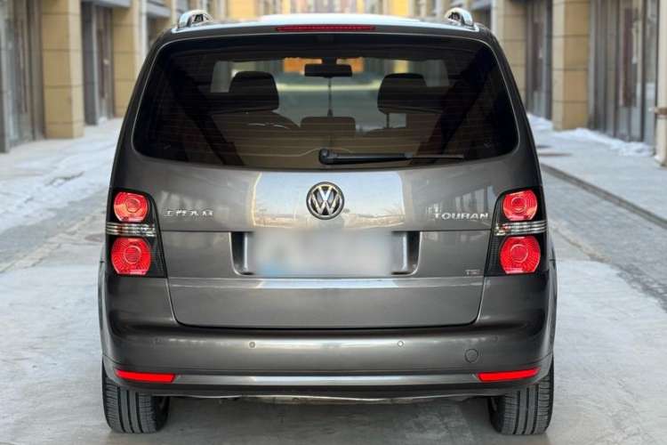 Used Volkswagen Touran 2013 1.4T DSG Comfort Edition 5-Seater Exterior 5
