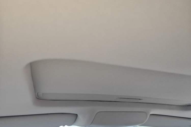 Used Volkswagen Touran 2013 1.4T DSG Crystal Edition 5-Seater Headliner
