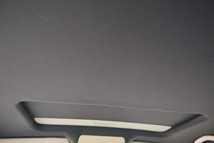 Used Volkswagen Touran 2013 1.4T DSG Crystal Edition 5-Seater Headliner