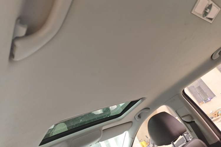 Used Volkswagen Touran 2013 1.4T DSG Comfort Edition 5-Seater Headliner