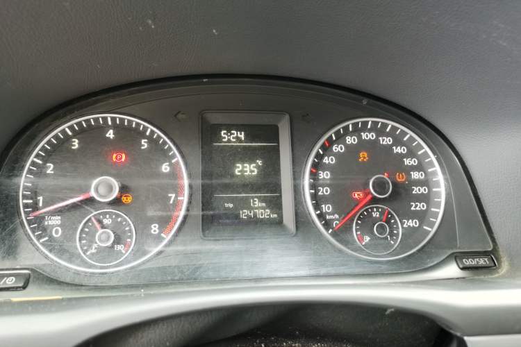 Used Volkswagen Touran 2013 1.4T Manual Fashion Edition 5 Seats Instrument Cluster