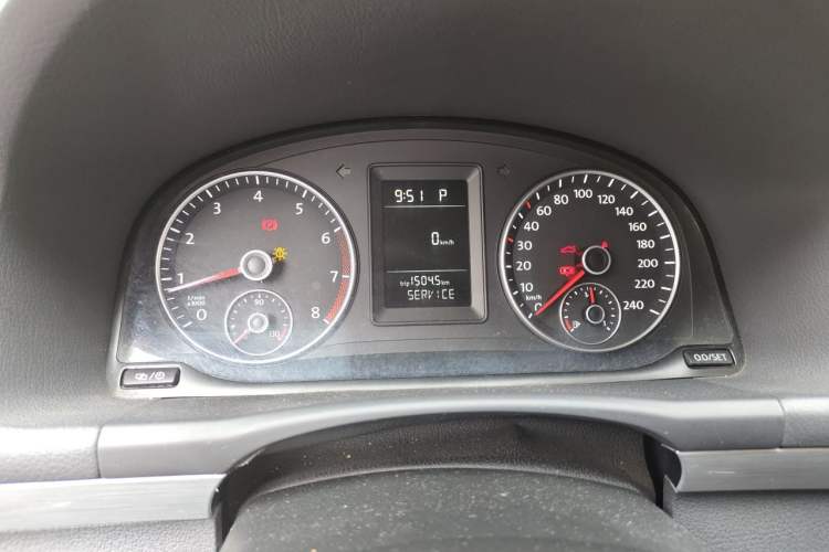 Used Volkswagen Touran 2013 1.4T DSG Comfort Edition 5-Seater Instrument Cluster
