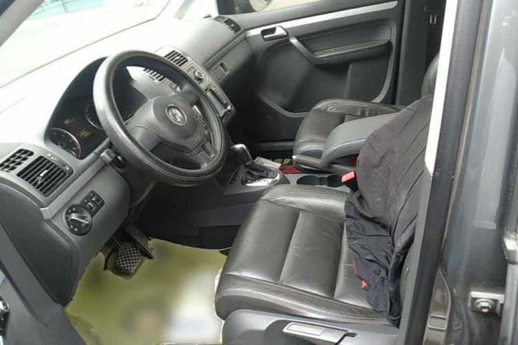 Used Volkswagen Touran 2013 1.4T DSG Comfort Edition 5-Seater Left Front Seat
