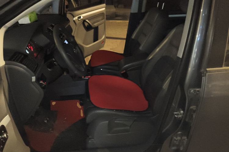 Used Volkswagen Touran 2013 1.4T DSG Comfort Edition 5-Seater Left Front Seat