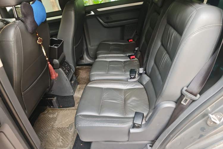 Used Volkswagen Touran 2013 1.4T DSG Smart Edition 5-seater Left Rear Seat