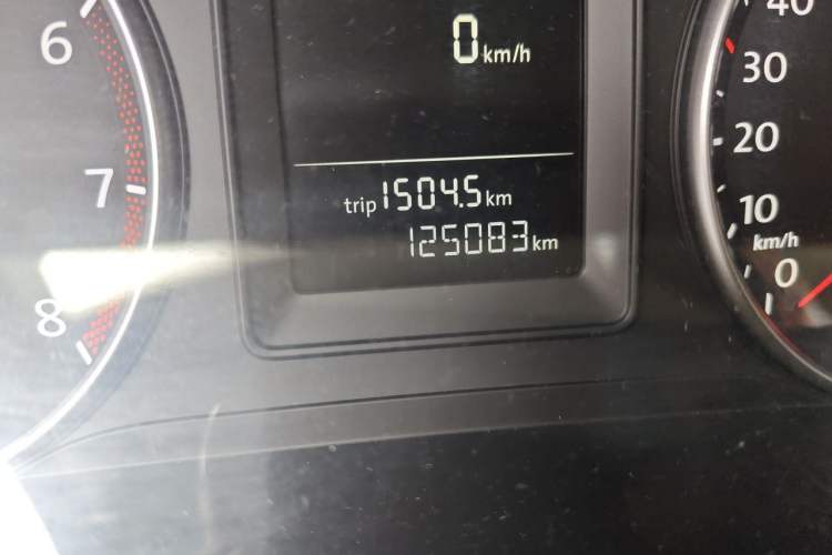 Used Volkswagen Touran 2013 1.4T DSG Comfort Edition 5-Seater Odometer Close Up