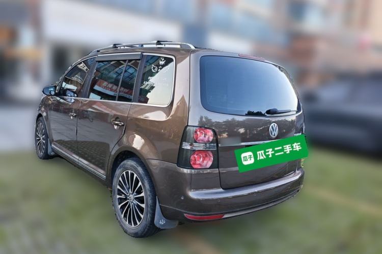 Used Volkswagen Touran 2013 1.4T DSG Crystal Edition 5-Seater Rear Left 45 Deg