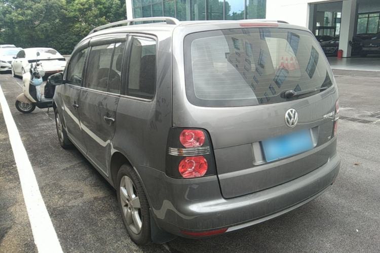 Used Volkswagen Touran 2013 1.4T DSG Comfort Edition 5-Seater Rear Left 45 Deg