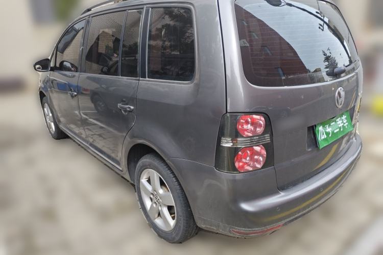 Used Volkswagen Touran 2013 1.4T DSG Comfort Edition 5-Seater Rear Left 45 Deg