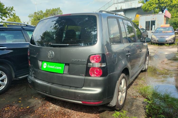 Used Volkswagen Touran 2013 1.4T DSG Comfort Edition 5-Seater Rear Right 45 Deg