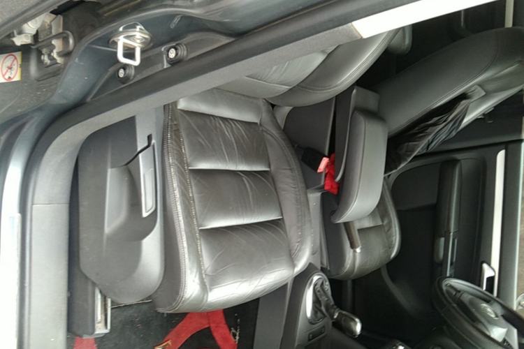 Used Volkswagen Touran 2013 1.4T DSG Comfort Edition 5-Seater Right Front Seat