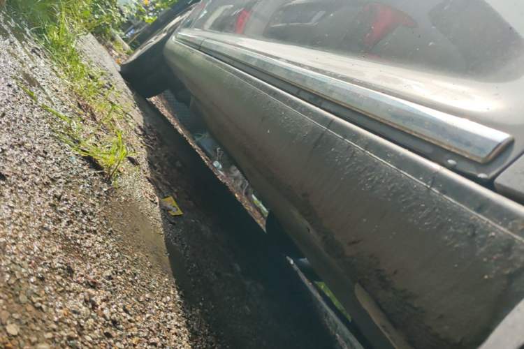 Used Volkswagen Touran 2013 1.4T DSG Comfort Edition 5-Seater Right Side Sill