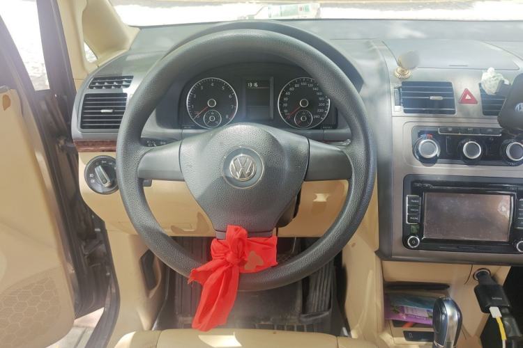 Used Volkswagen Touran 2013 1.4T DSG Comfort Edition 5-Seater Steering Wheel