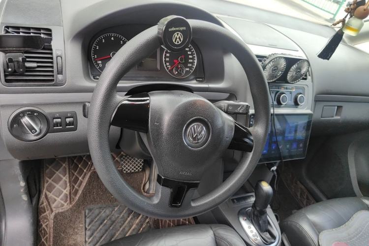 Used Volkswagen Touran 2013 1.4T DSG Comfort Edition 5-Seater Steering Wheel