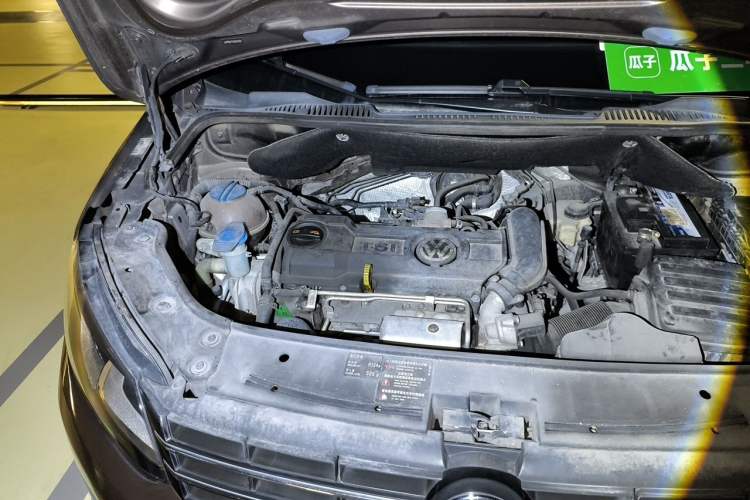 Used Volkswagen Touran 2013 1.4T DSG Comfort Edition 5-Seater Engine Bay Right