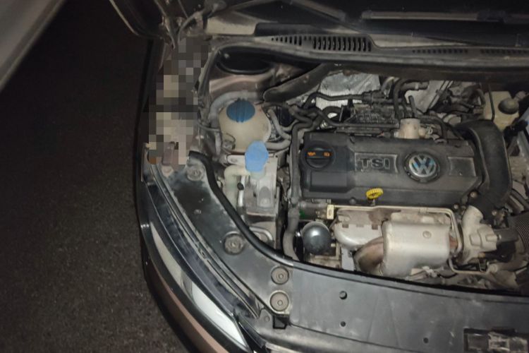 Used Volkswagen Touran 2013 1.4T DSG Comfort Edition 5-Seater Engine Bay Right