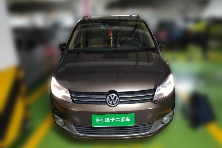 Used Volkswagen Touran 2013 1.4T DSG Crystal Edition 5-Seater Front