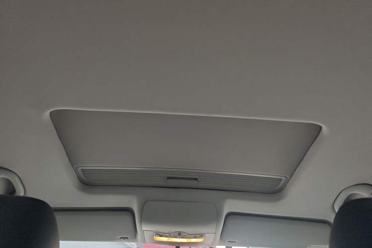 Used Volkswagen Touran 2013 1.4T Manual Comfort Edition 5-Seater Headliner