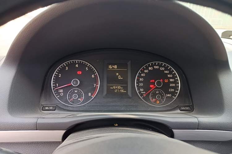 Used Volkswagen Touran 2013 1.4T Manual Fashion Edition 5 Seats Instrument Cluster
