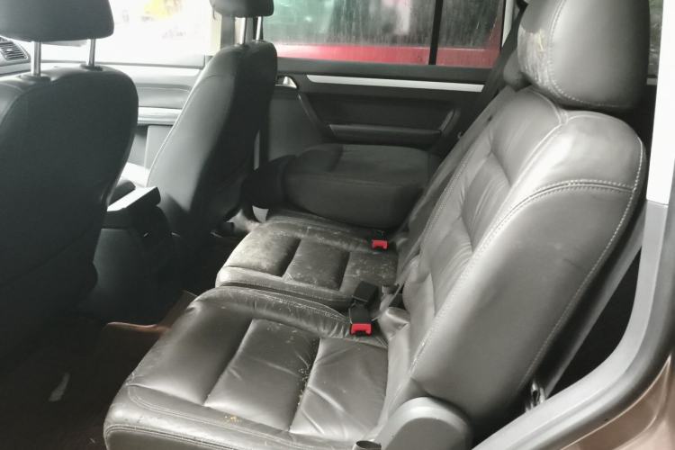 Used Volkswagen Touran 2013 1.4T DSG Smart Edition 5-seater Left Rear Seat