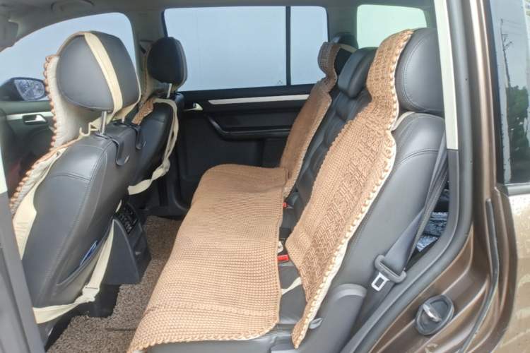 Used Volkswagen Touran 2013 1.4T DSG Comfort Edition 5-Seater Left Rear Seat