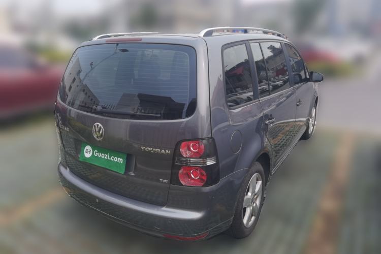 Used Volkswagen Touran 2013 1.4T DSG Comfort Edition 5-Seater Rear Right 45 Deg