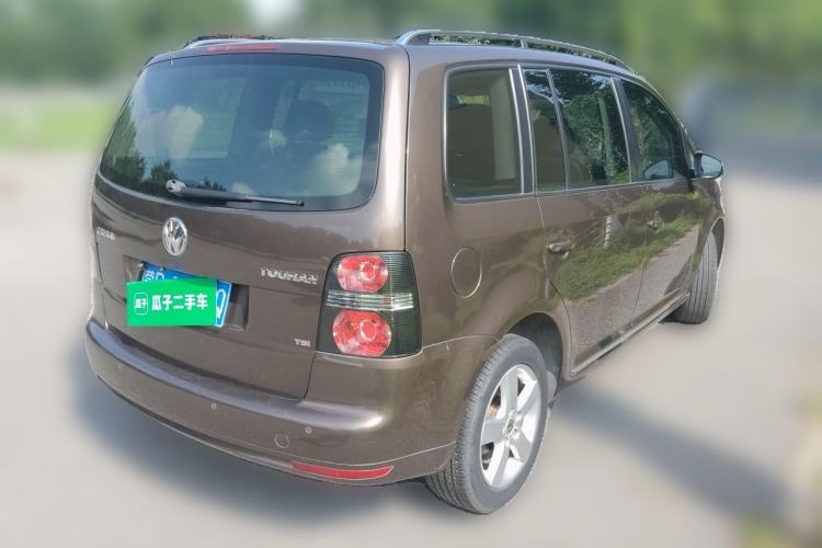 Used Volkswagen Touran 2013 1.4T DSG Comfort Edition 5-Seater Rear Right 45 Deg