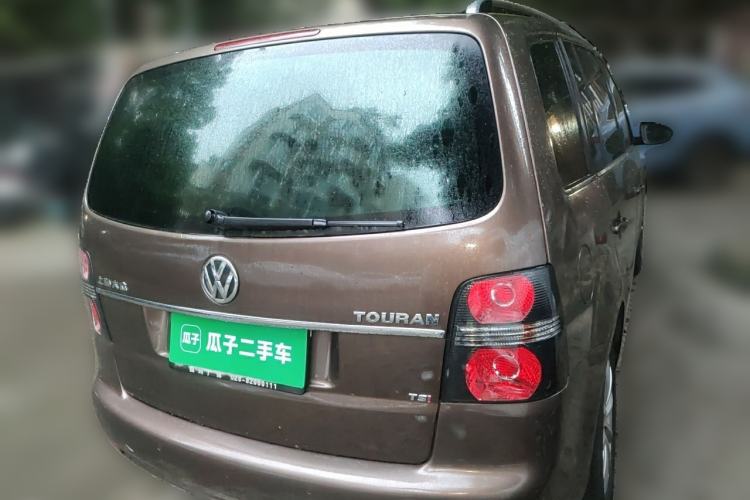 Used Volkswagen Touran 2013 1.4T DSG Smart Edition 7-Seater Rear Right 45 Deg