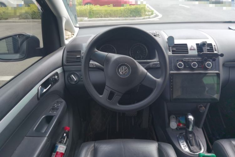 Used Volkswagen Touran 2013 1.4T DSG Comfort Edition 5-Seater Steering Wheel