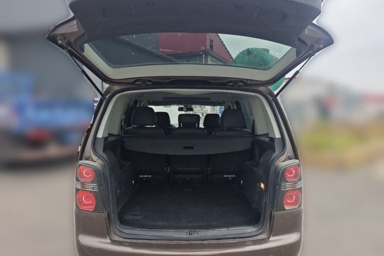 Used Volkswagen Touran 2013 1.4T Manual Comfort Edition 5-Seater Trunk