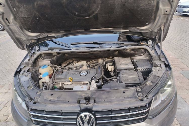 Used Volkswagen Touran 2013 1.4T DSG Crystal Edition 5-Seater Engine Bay