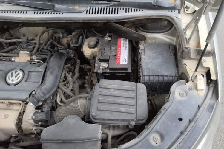 Used Volkswagen Touran 2013 1.4T DSG Comfort Edition 5-Seater Engine Bay Left