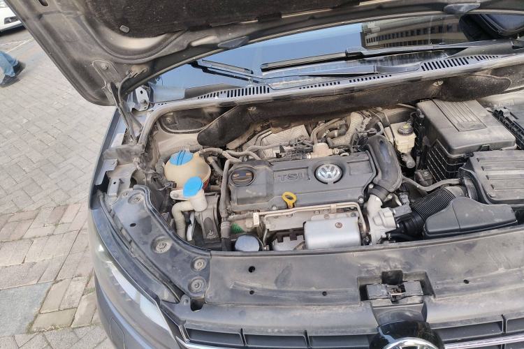Used Volkswagen Touran 2013 1.4T DSG Crystal Edition 5-Seater Engine Bay Right