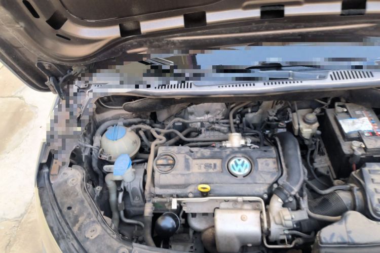 Used Volkswagen Touran 2013 1.4T DSG Comfort Edition 5-Seater Engine Bay Right