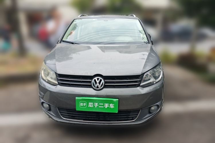 Used Volkswagen Touran 2013 1.4T Manual Comfort Edition 5-Seater Front