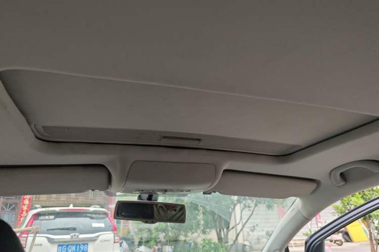 Used Volkswagen Touran 2013 1.4T Manual Comfort Edition 5-Seater Headliner