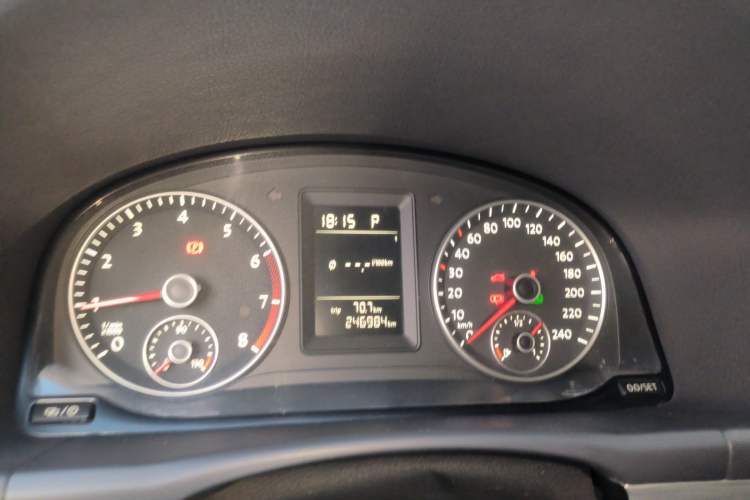 Used Volkswagen Touran 2013 1.4T DSG Comfort Edition 5-Seater Instrument Cluster