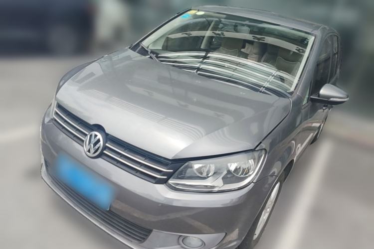 Used Volkswagen Touran 2013 1.4T Manual Fashion Edition 5 Seats Guazi used car, China used car export, Used car for sale, Used  cars, Cheapest cars for sale