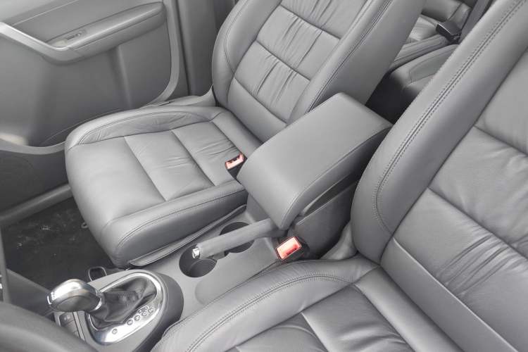 Used Volkswagen Touran 2013 1.4T DSG Comfort Edition 5-Seater Left Front Seat