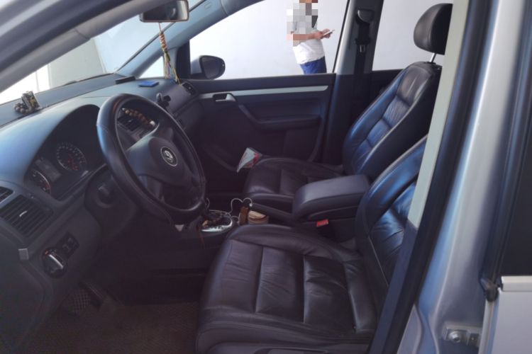 Used Volkswagen Touran 2013 1.4T DSG Comfort Edition 5-Seater Left Front Seat