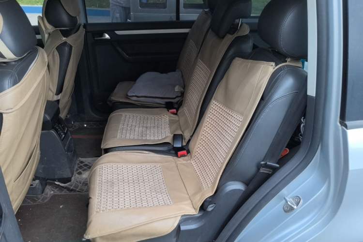 Used Volkswagen Touran 2013 1.4T DSG Comfort Edition 5-Seater Left Rear Seat
