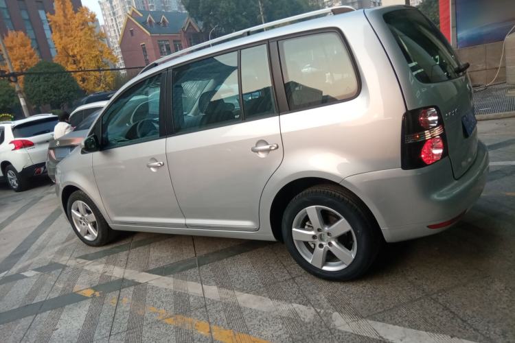 Used Volkswagen Touran 2013 1.4T DSG Comfort Edition 5-Seater Left Side