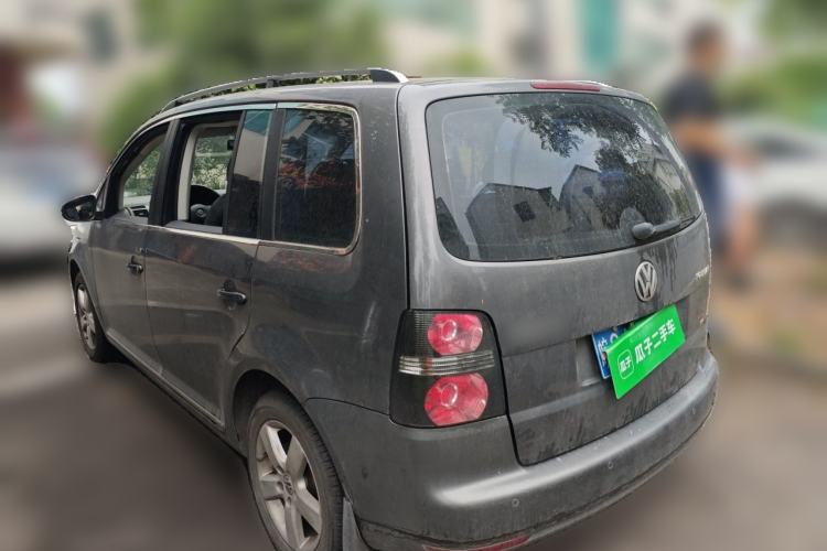 Used Volkswagen Touran 2013 1.4T Manual Comfort Edition 5-Seater Rear Left 45 Deg