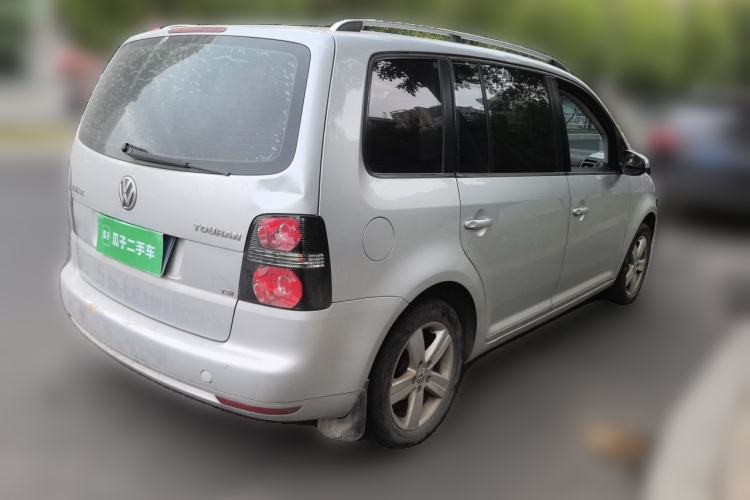 Used Volkswagen Touran 2013 1.4T DSG Comfort Edition 5-Seater Rear Right 45 Deg