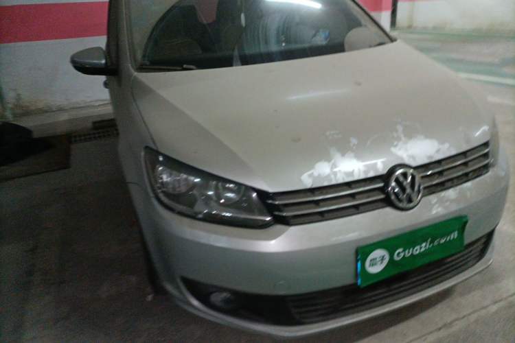 Used Volkswagen Touran 2013 1.4T Manual Fashion Edition 5 Seats Right Front Headlight