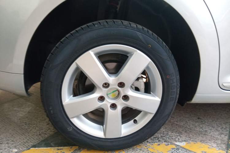 Used Volkswagen Touran 2013 1.4T DSG Comfort Edition 5-Seater Right Rear Wheel Hub